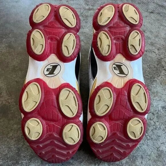 Iverson Reebok shoes - Picture 2 of 4